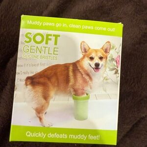 Soft Gentle Silicone Dog Paw Cleaner - Green